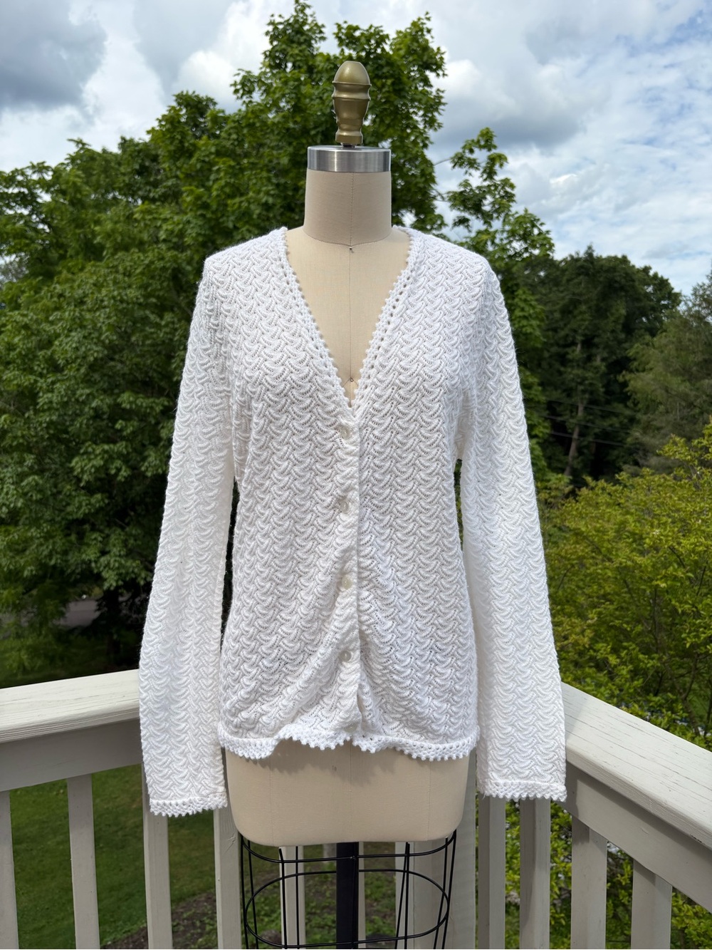 Vintage Open Knit V-Neck Cardigan Sweater Large White Cottagecore Stretchy
